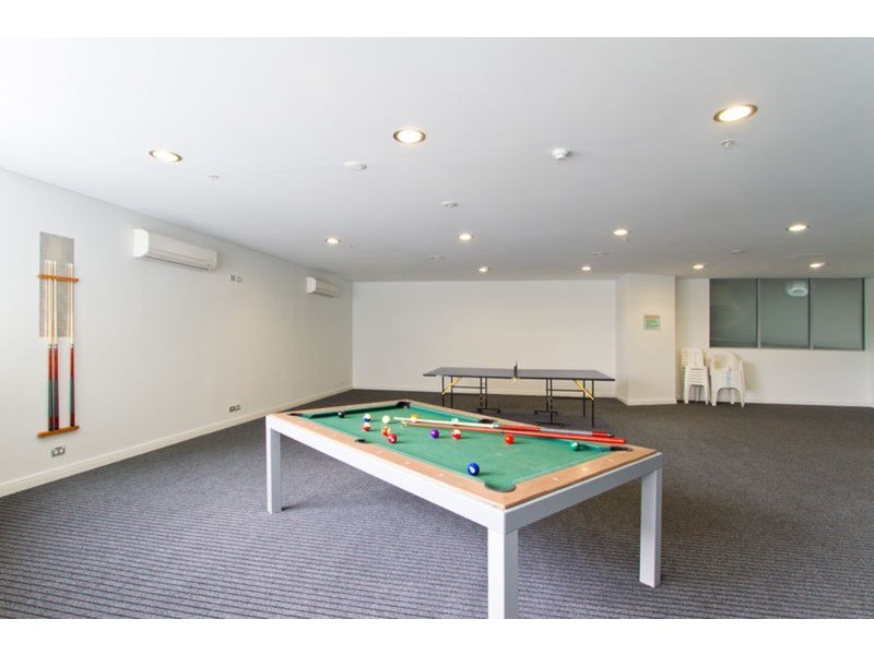 2 Aqua Street, Southport QLD 4215