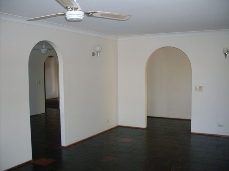 61 Rumrunner Street, Mermaid Waters QLD 4218