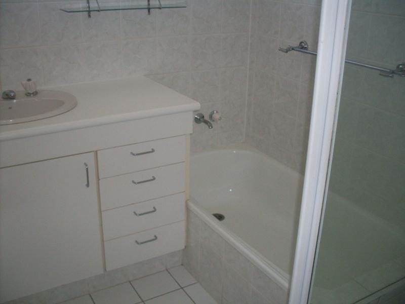 61 Rumrunner Street, Mermaid Waters QLD 4218