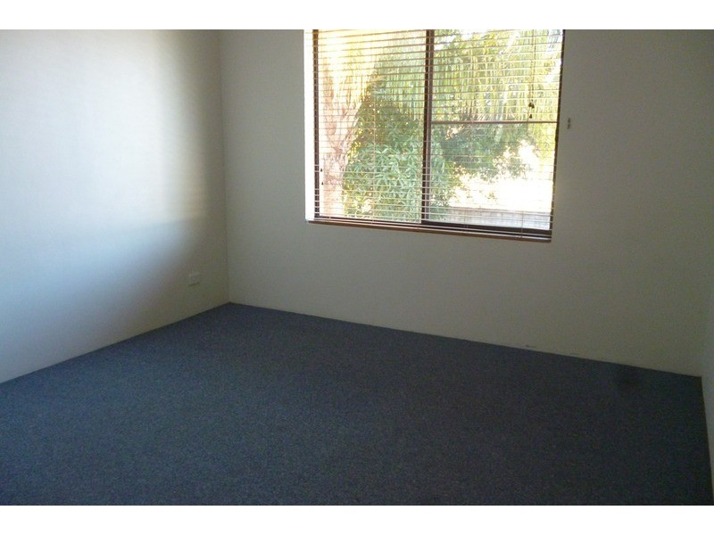 4/17 Sonia Street, Mermaid Waters QLD 4218