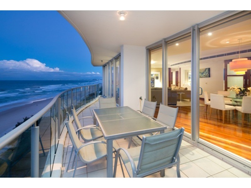 9/1 Markwell  Avenue, Surfers Paradise QLD 4217