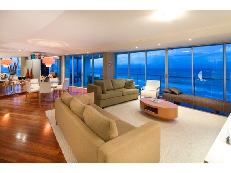 9/1 Markwell  Avenue, Surfers Paradise QLD 4217