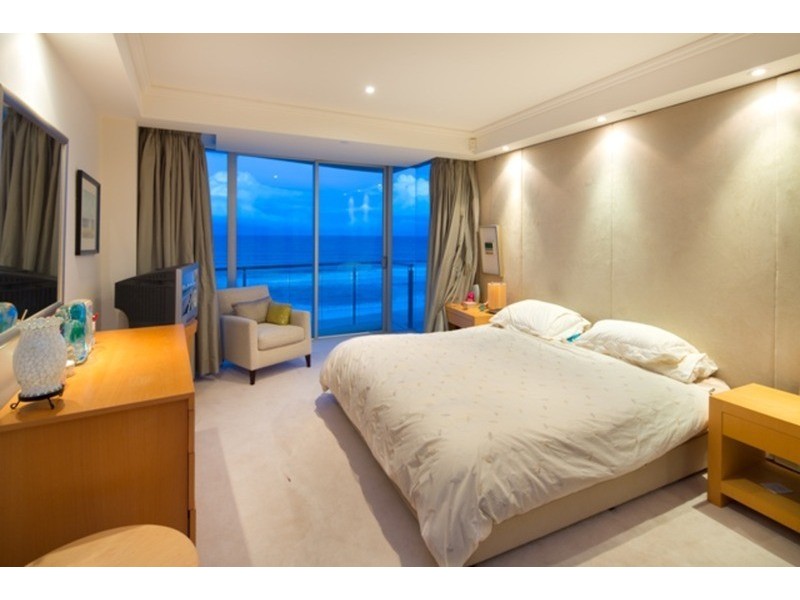 9/1 Markwell  Avenue, Surfers Paradise QLD 4217