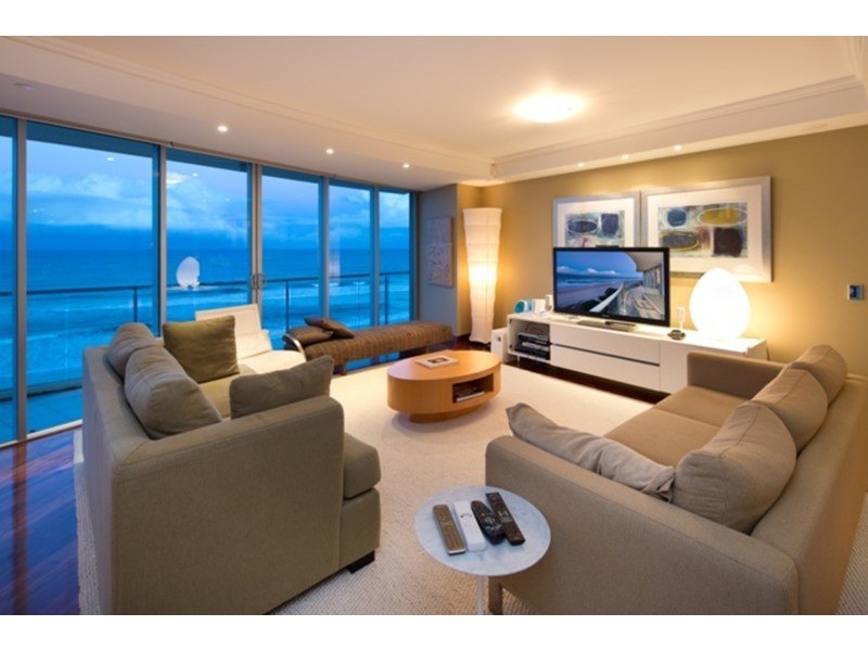 9/1 Markwell  Avenue, Surfers Paradise QLD 4217