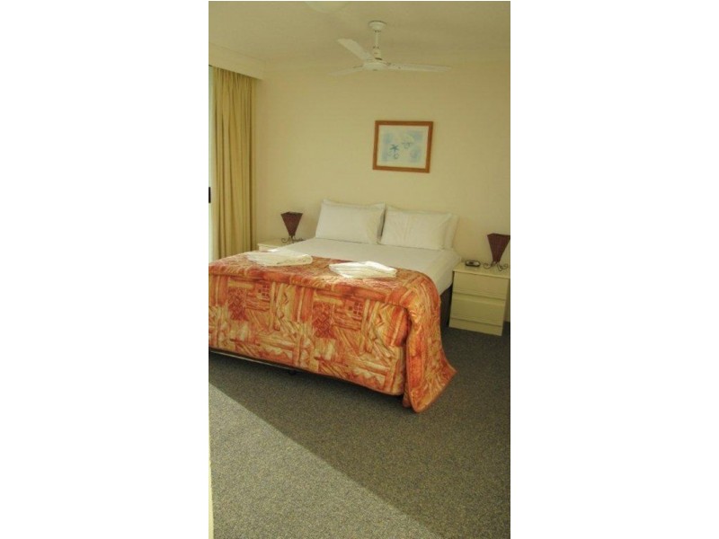 25E/80 The  Esplanade, Surfers Paradise QLD 4217