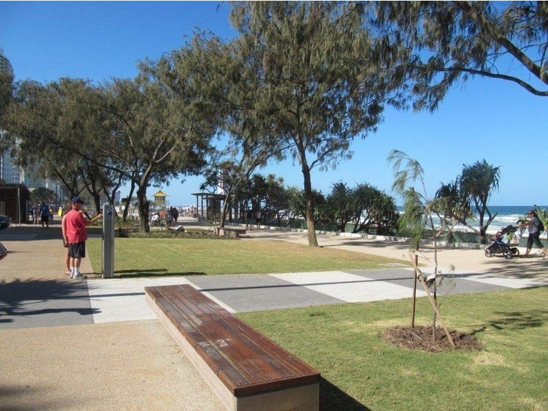 25E/80 The  Esplanade, Surfers Paradise QLD 4217