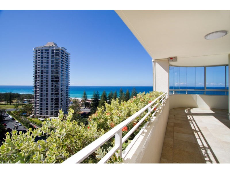 12/2 Montgomery  Parade, Main Beach QLD 4217