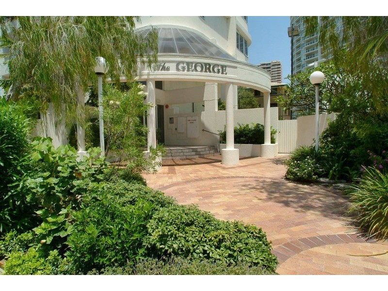 12/2 Montgomery  Parade, Main Beach QLD 4217