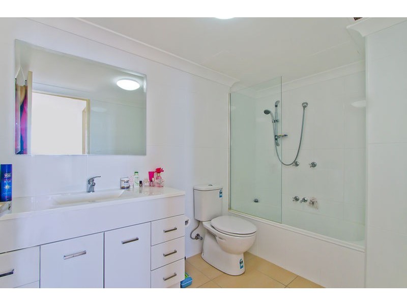 44/2916 Gold Coast  Highway, Surfers Paradise QLD 4217
