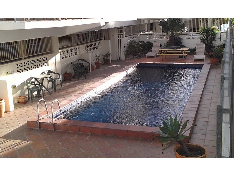 4/120 The Esplanade, Surfers Paradise QLD 4217