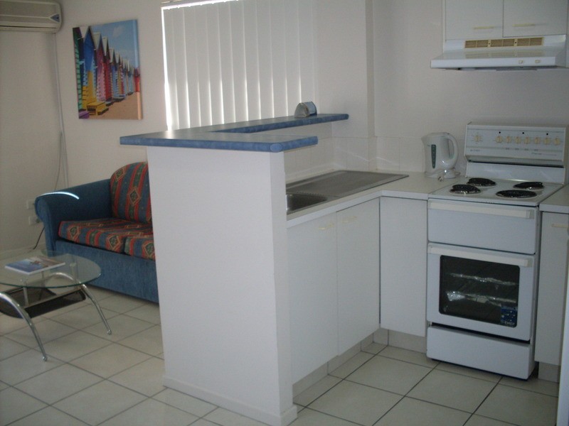 25/43 Cypress  Avenue, Surfers Paradise QLD 4217