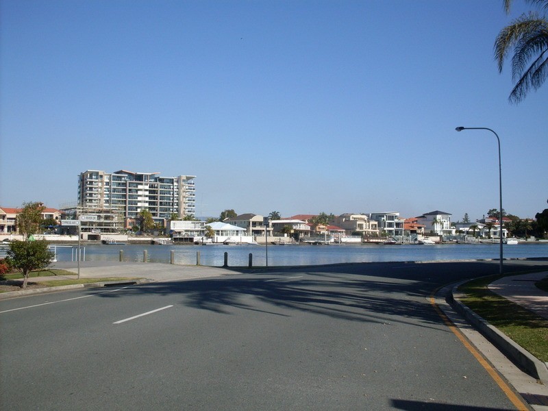 25/43 Cypress  Avenue, Surfers Paradise QLD 4217