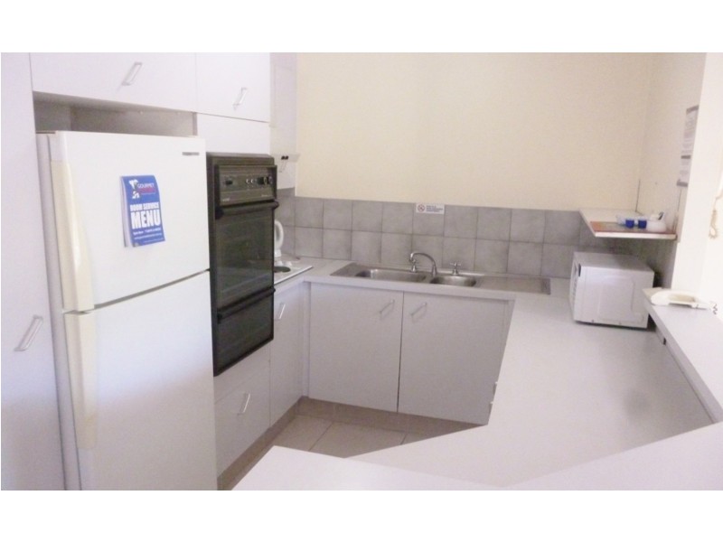 28/42 Beach Parade, Surfers Paradise QLD 4217