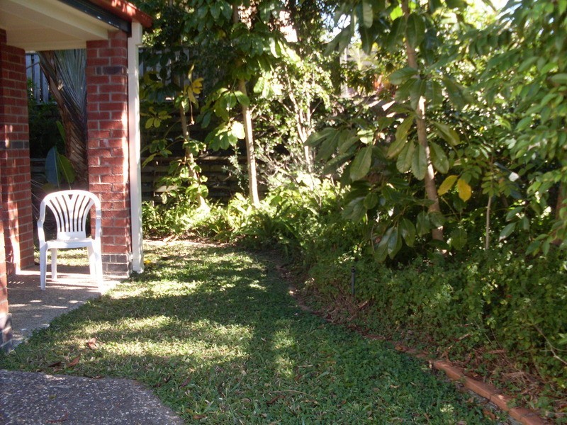 10/118 Ridgeway  Avenue, Southport QLD 4215