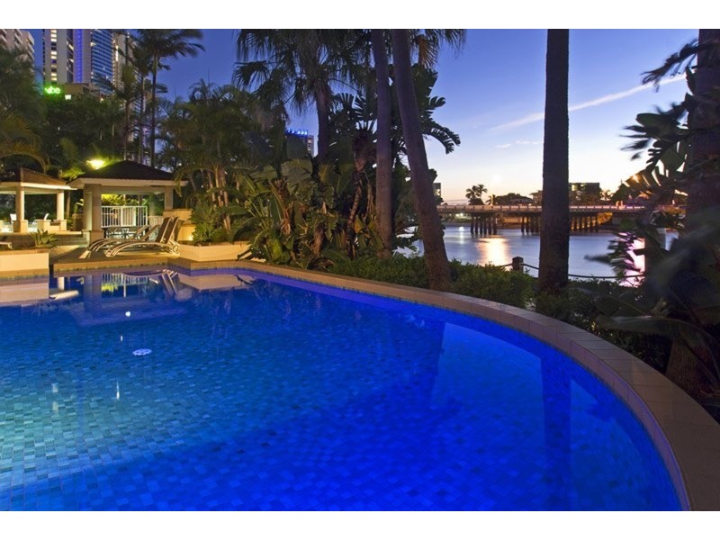 1/20  Riverview  Parade, Surfers Paradise QLD 4217