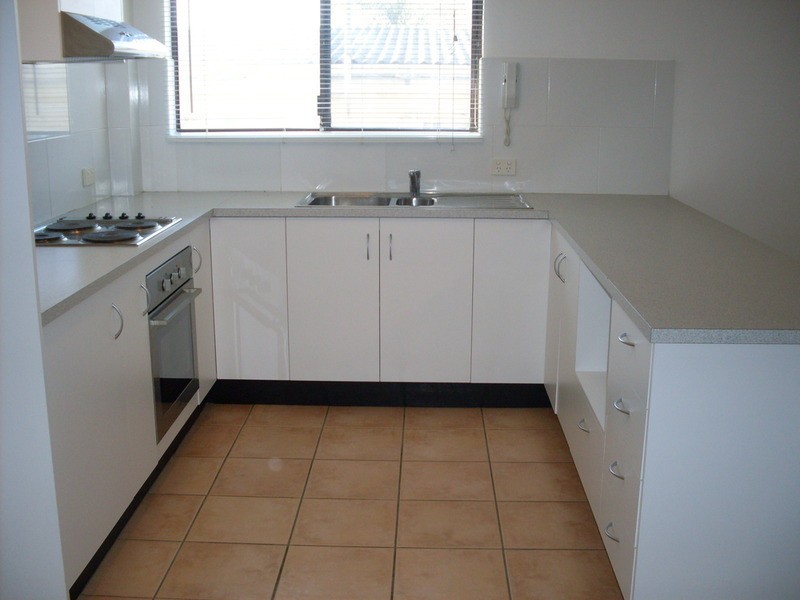 8/26 Stanhill  Drive, Surfers Paradise QLD 4217