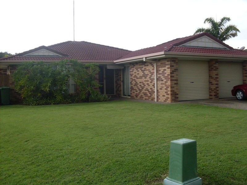 44 Fairview Court, Arundel QLD 4214