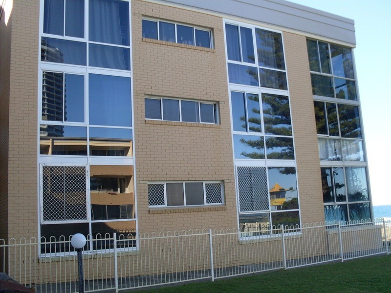 42 Old Burleigh Road, Surfers Paradise QLD 4217