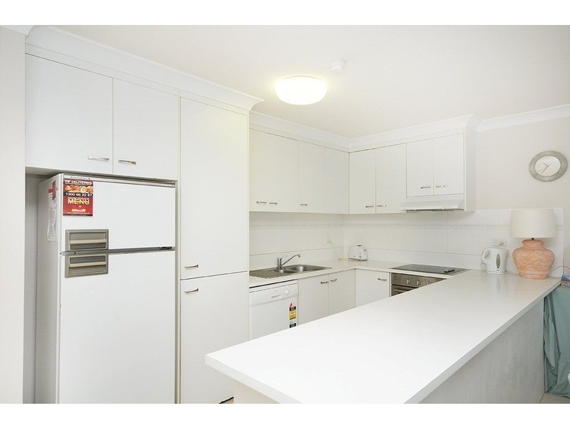 26 Old Burleigh  Road, Surfers Paradise QLD 4217