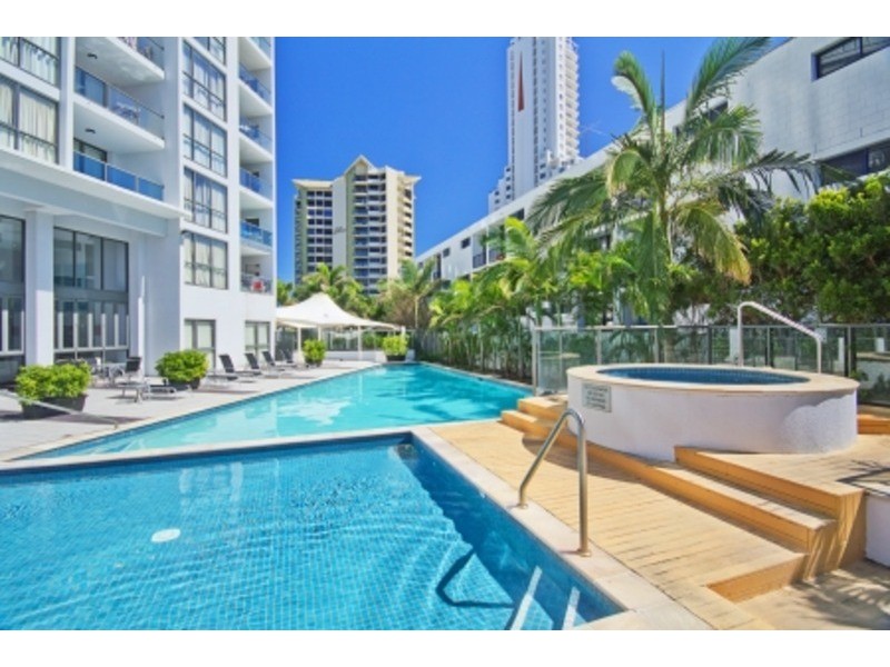 Unit 103/2865 Gold Coast  Highway, Surfers Paradise QLD 4217