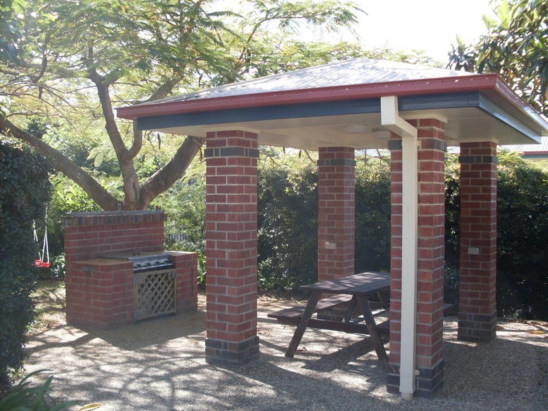 10/118 Ridgeway  Avenue, Southport QLD 4215