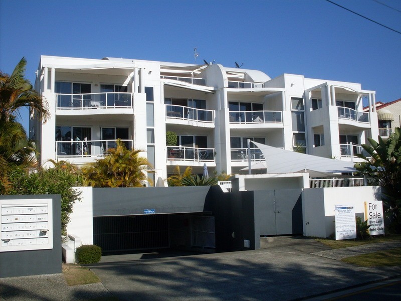 13/96 Stanhill  Drive, Surfers Paradise QLD 4217