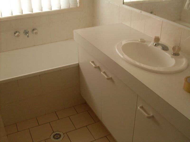 44 Fairview Court, Arundel QLD 4214