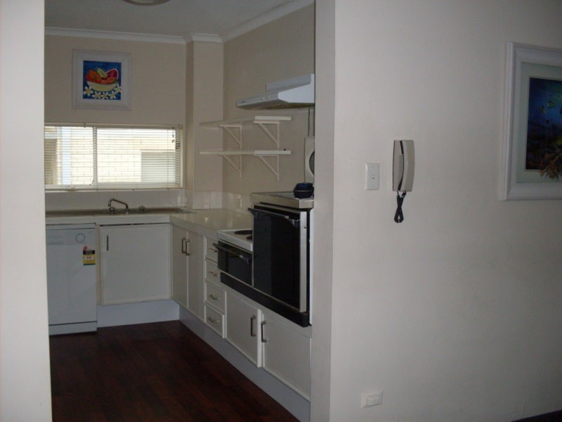 17 Laycock Street, Surfers Paradise QLD 4217