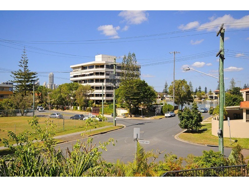 3 Sunset Boulevard, Surfers Paradise QLD 4217