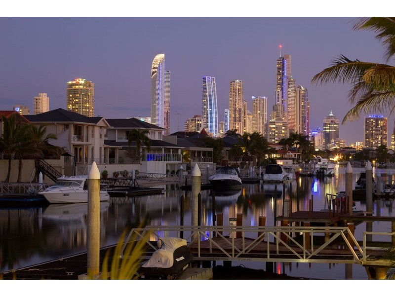 Paradise Waters QLD 4217