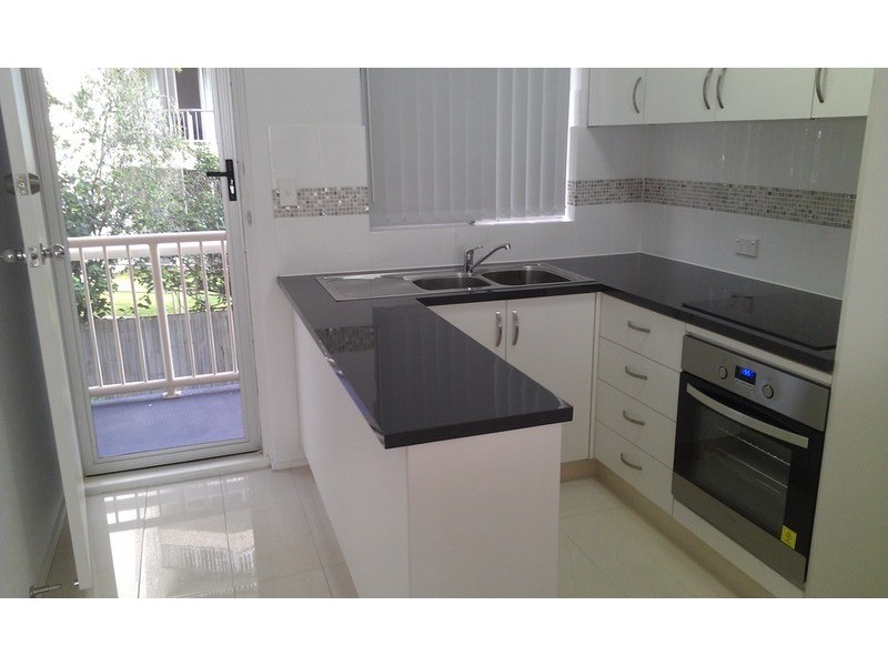 4/120 The Esplanade, Surfers Paradise QLD 4217