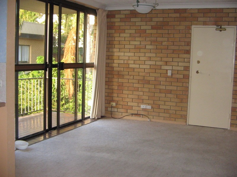 11/11 Stanhill Drive, Chevron Island QLD 4217