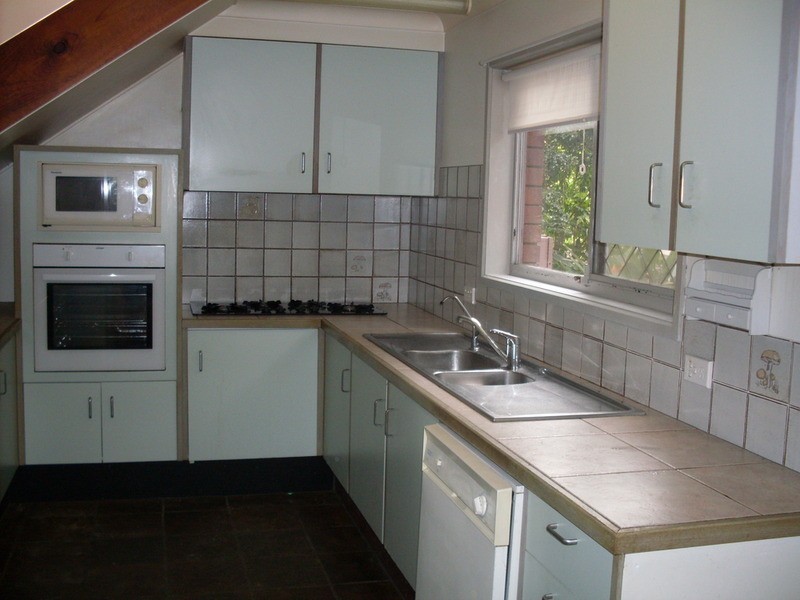 12 Forster Avenue, Sorrento QLD 4217