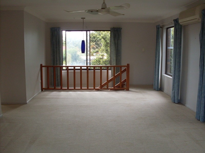 12 Forster Avenue, Sorrento QLD 4217