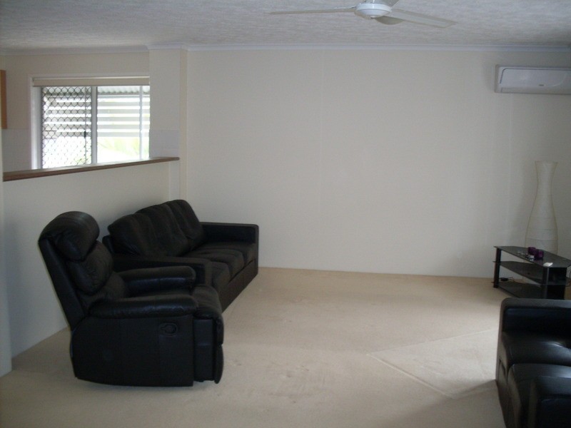 27  Walton  Street, Southport QLD 4215