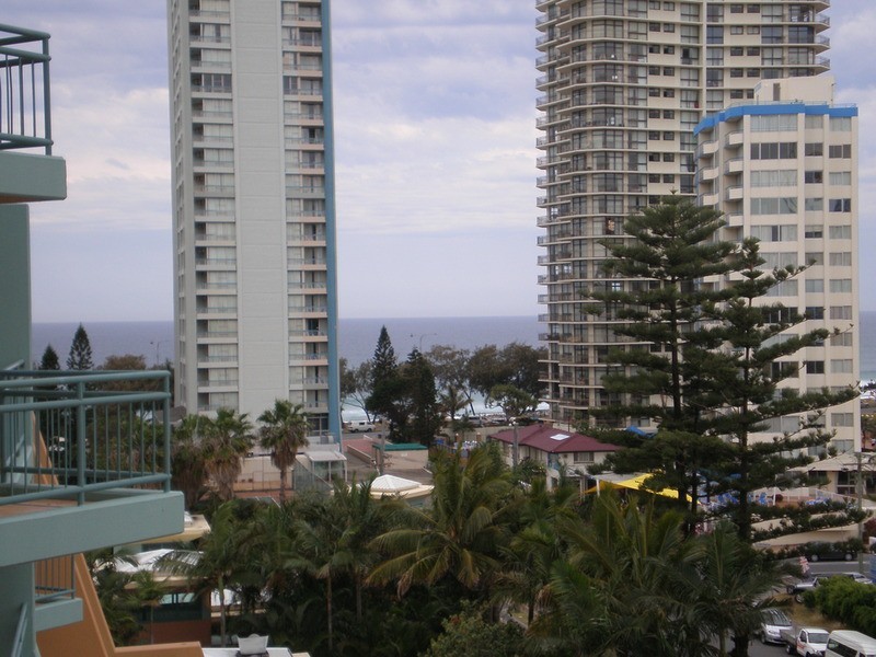 5 Palm Avenue, Surfers Paradise QLD 4217