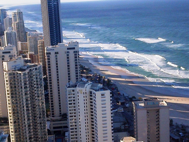 9 Hamilton Avenue, Surfers Paradise QLD 4217