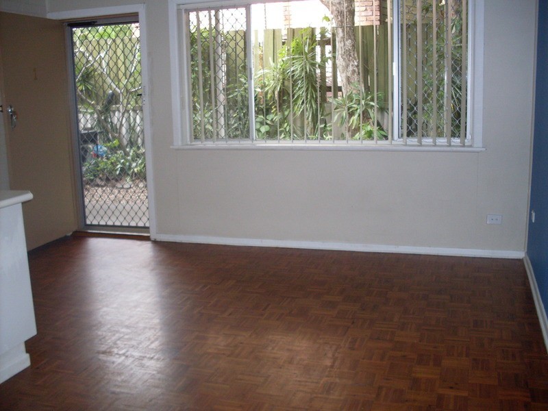 1/15 Cronin Avenue, Main Beach QLD 4217