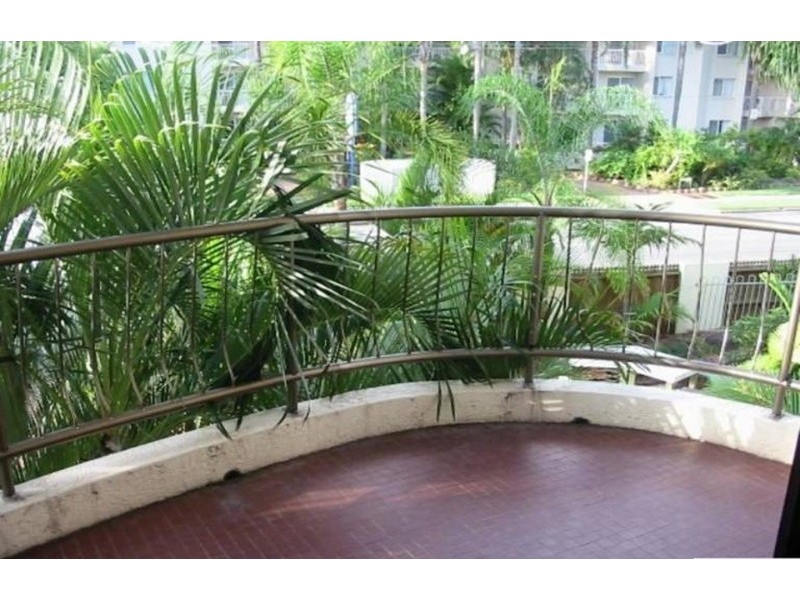 8/22 Wharf Road, Surfers Paradise QLD 4217