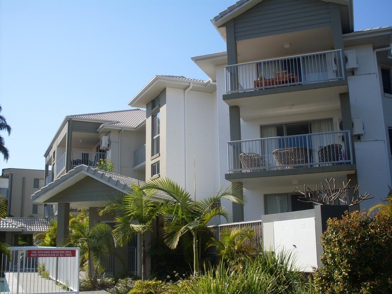 99  Muir  Street, Labrador QLD 4215