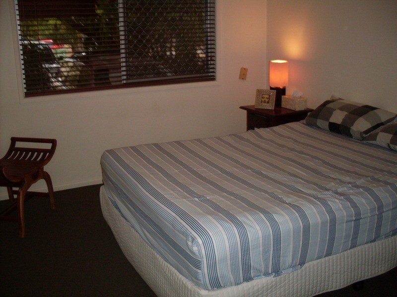 2/10 Orvieto  Avenue, Mermaid Beach QLD 4218