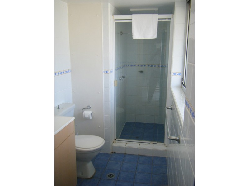 10 Vista Street, Surfers Paradise QLD 4217