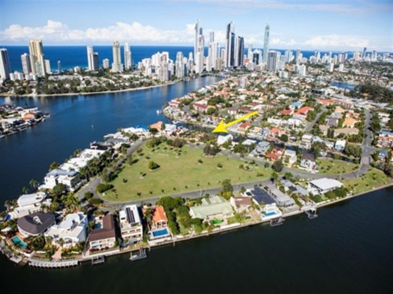 32 Southern Cross Drive, Surfers Paradise QLD 4217
