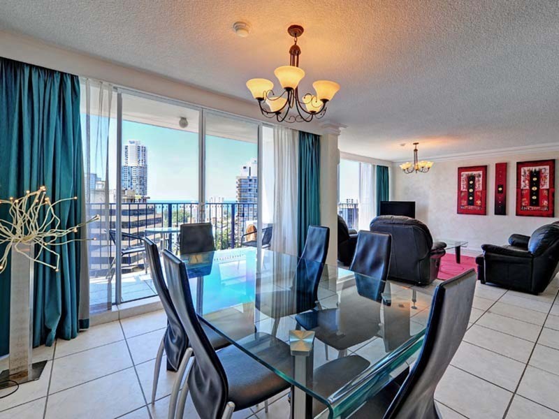 2 Riverview Parade, Surfers Paradise QLD 4217