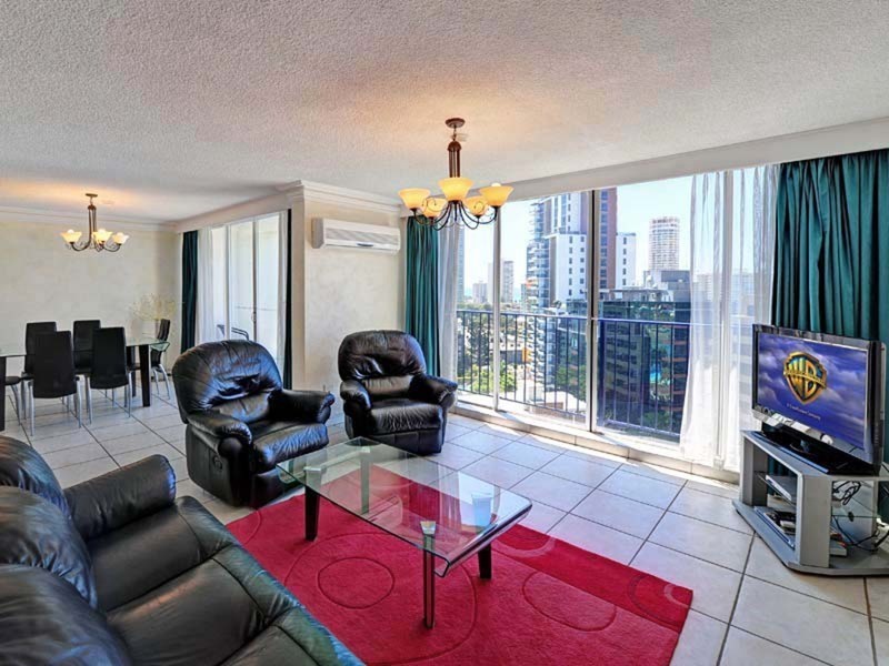 2 Riverview Parade, Surfers Paradise QLD 4217