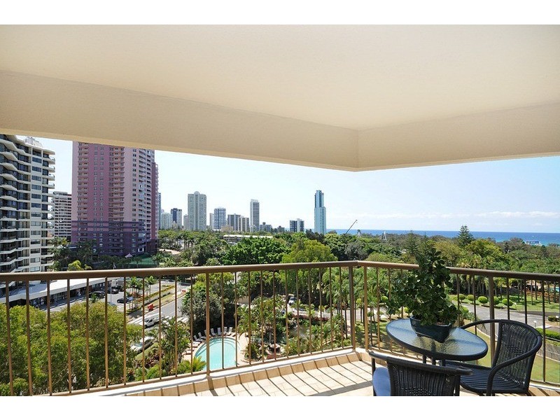 36/’Atlantis West’ 2 Admiralty Drive, Paradise Waters QLD 4217