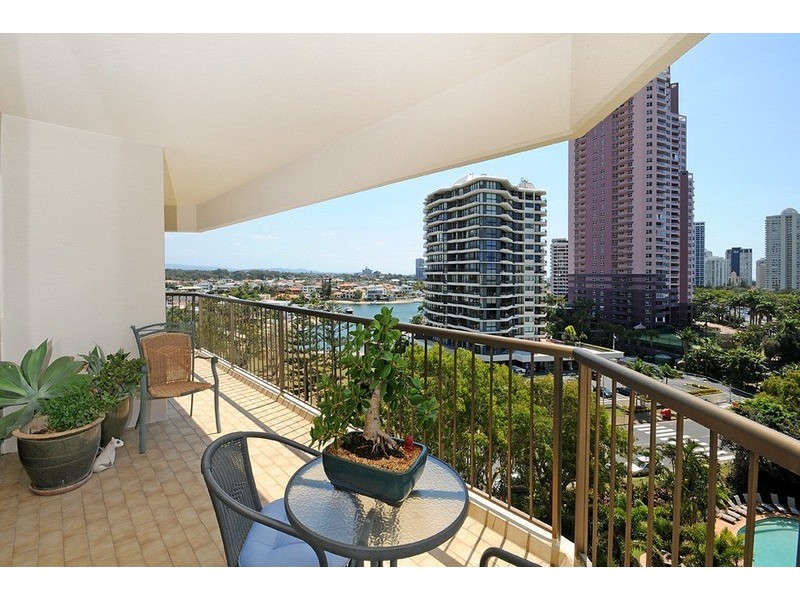 36/’Atlantis West’ 2 Admiralty Drive, Paradise Waters QLD 4217