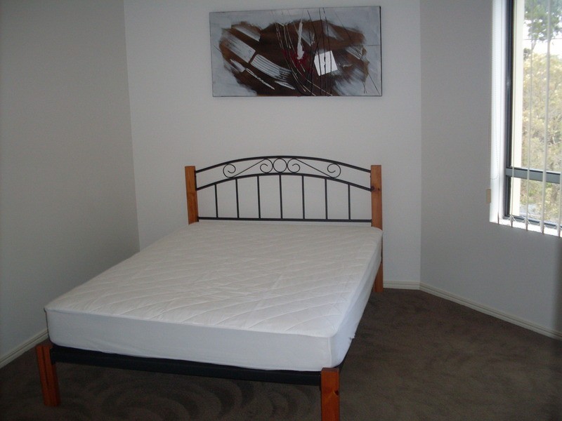 6/25 Chester  Terrace, Southport QLD 4215