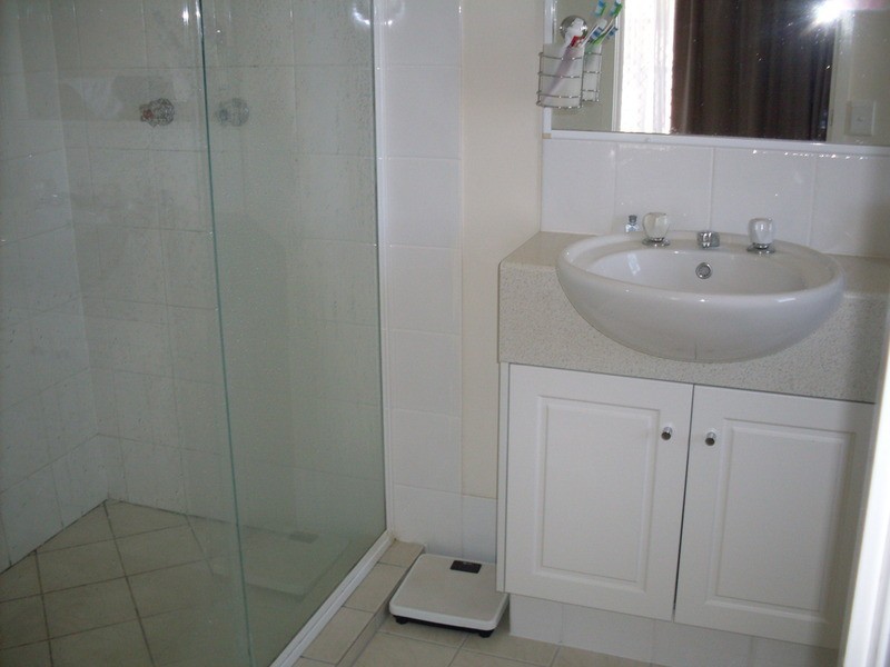 27  Walton  Street, Southport QLD 4215