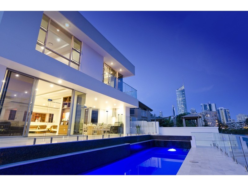 Isle Of Capri QLD 4217